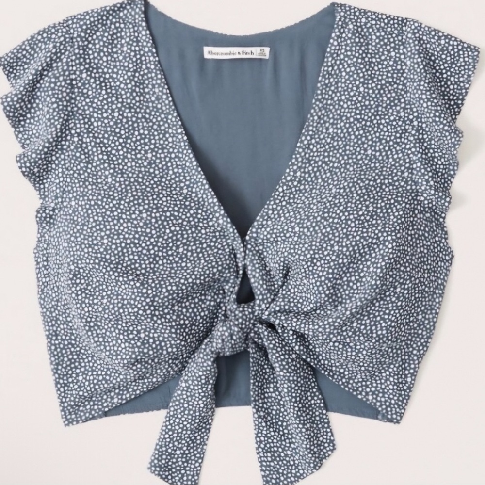 Abercrombie & Fitch Blue Flutter Sleeve Crop Blouse